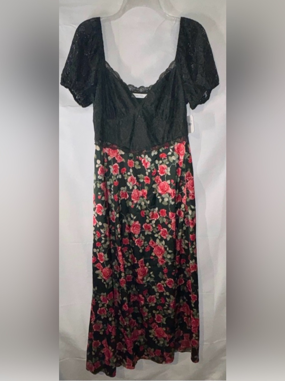 Altar’d State Clydie Floral Maxi Dress Size Large